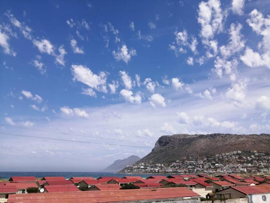 Fish Hoek Apartment *