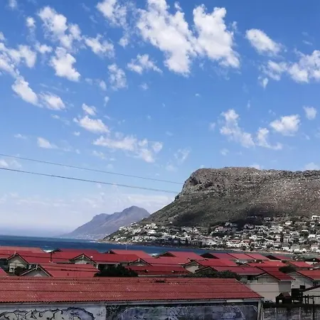 Fish Hoek Beach Apartment Cape Town Exterior photo